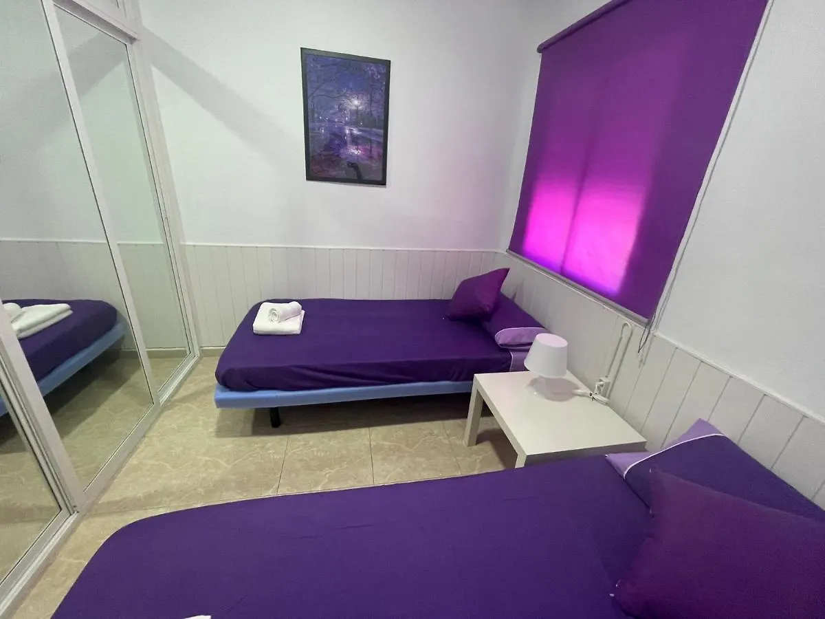 Apartamento Cerca Del Centro-Parking En La Puerta Fuerte Apartment Malaga