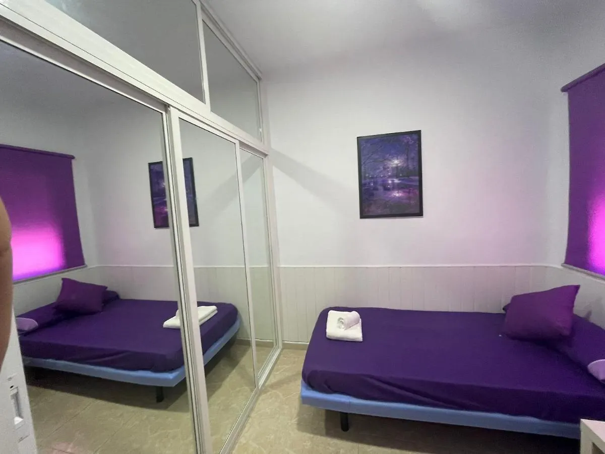 Apartamento Cerca Del Centro-Parking En La Puerta Fuerte Apartment Malaga 0*,