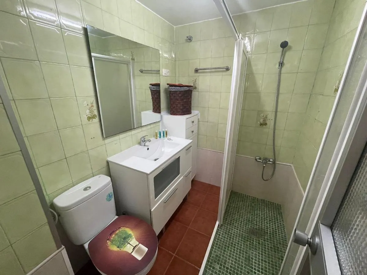 Apartamento Cerca Del Centro-Parking En La Puerta Fuerte Apartment Malaga