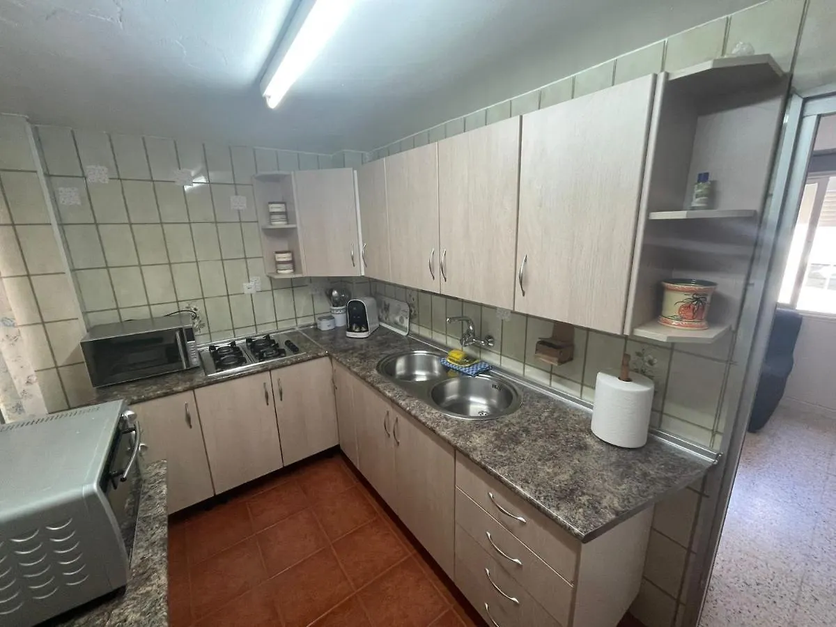 Apartamento Cerca Del Centro-Parking En La Puerta Fuerte Apartment Malaga