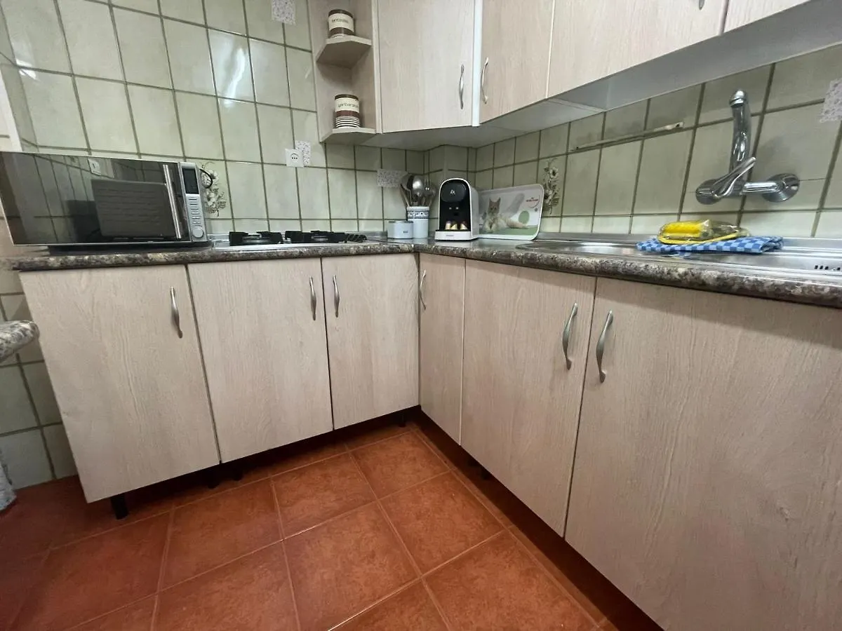 Apartamento Cerca Del Centro-Parking En La Puerta Fuerte Apartment Malaga